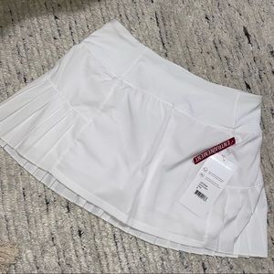 White tennis golf mini pleated skirt